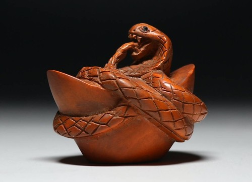 Antico serpente fortunato