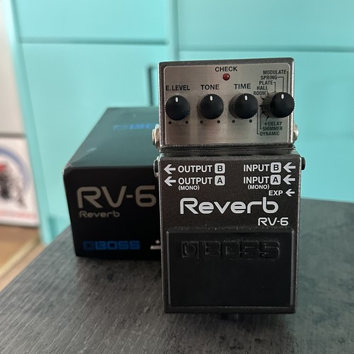 Boss digital reverb - boss, rv-6