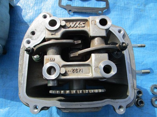 Testa testata completa sym - testa,