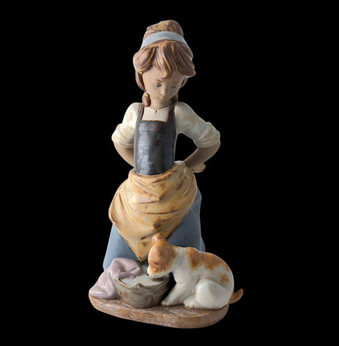 Lladro nosy puppy porcelain - "nosy, puppy"