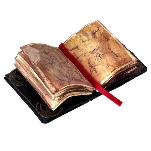 Libro delle streghe - , in