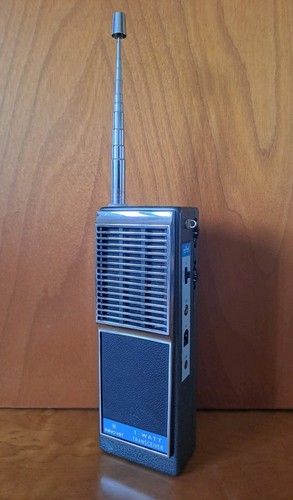 Radio vintage march - cb,