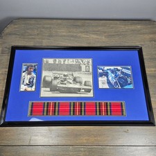 Display incorniciato firmato