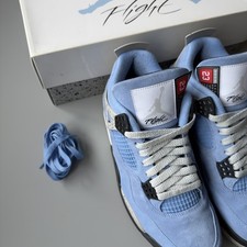 Air Jordan 4 University Blu