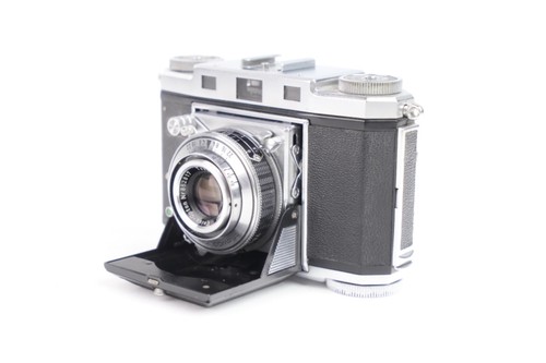 Appareil photo contina - photo, ii