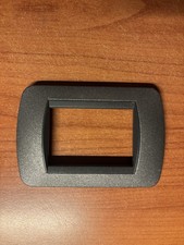 Bticino L4803GF Placca da Parete con 3 Moduli - Grafite