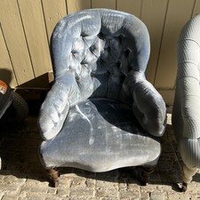 Antica sedia da infermiera