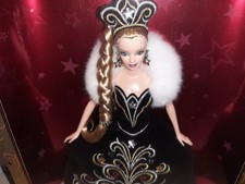 2006 BARBIE HOLIDAY  by BOB