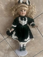 Bambola di porcellana vintage