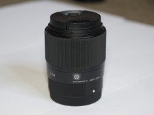 Sigma 30 mm f/1.4 DC DN