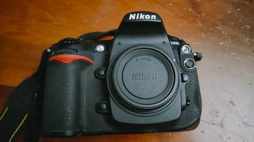 Nikon d300 dslr solo - d300, corpo