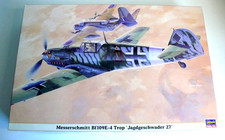 KIT HASEGAWA 1/32 è  MESSERSCHMITT Bf 109 E TROP  TRÈS BON ÉTAT COMPLET  39x26cm