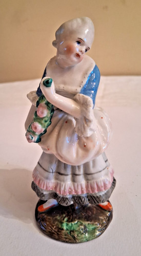 Statuetta porcellana - in,