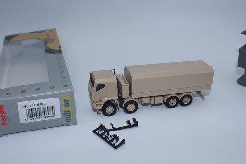 Herpa 746984 iveco trakker - herpa, 8x8