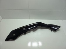 CARENAGE LATERAL GAUCHE SUZUKI