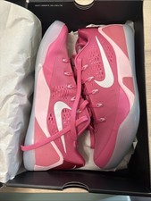 Kobe 9 punti bassi EM Kay Yow