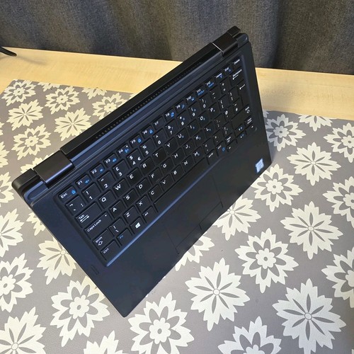 Dell latitude 1 touch - i7,