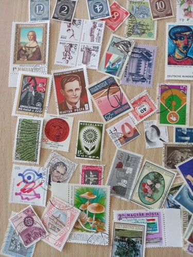 Svendo otre 207 francobolli - svendo👍otre,