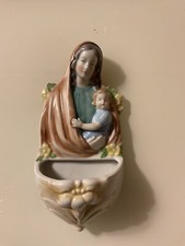acquasantiera in porcellana - Madonna con bambino