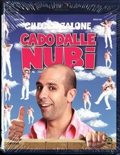 CADO DALLE NUBI Checco Zalone