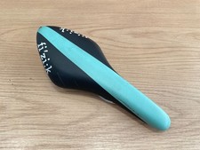 Sella Fizik ARIONE R3 Kium