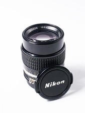 Nikon Ai-S Ais Nikkor 105 mm