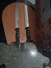 Foppapedretti Tagliere Sagomato più 2 coltelli in Acciaio Inox. Orchidea Tonda