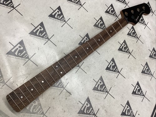 Squier contemporary precision - contemporary,