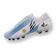 Scarpa da calcio firmata da