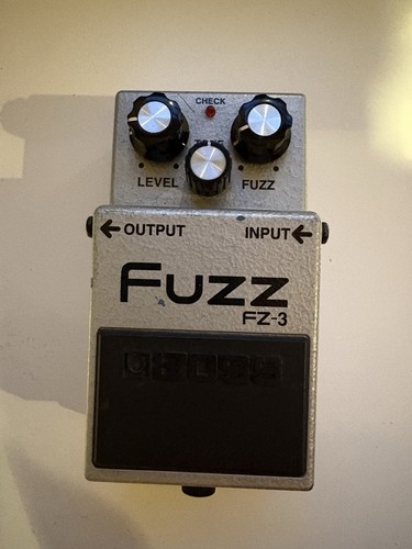 Boss fuzz pedale - boss,