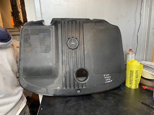 Coperchio motore mercedes e220 - coperchio,
