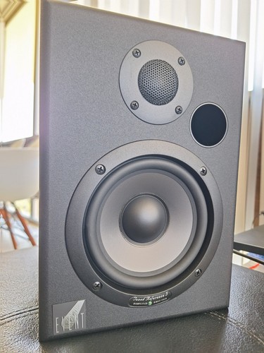 Altoparlante monitor studio