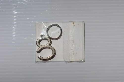 Alfa romeo keyring rare - 8c,