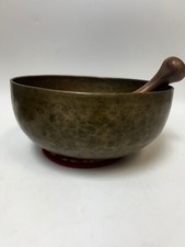 Antica ciotola da canto yoga