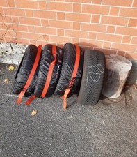 Set di 4 Pneumatici Invernali