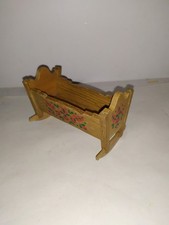 Vecchia culla per bambini Vero