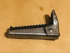 PEDALINO POGGIAPIEDI POSTERIORE SINISTRA DESTRA  AUTO MOTO 2061 REG ITALY EPOCA