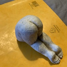 statua INSOLITO OGGETTO DA