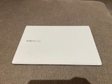 Asus VivoBook Computer Portatile Bianco
