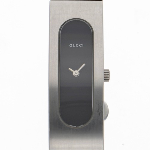Gucci bangle watch 2400s - gucci,