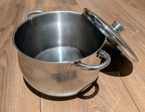 Pentola stock stellar - stellar, classic