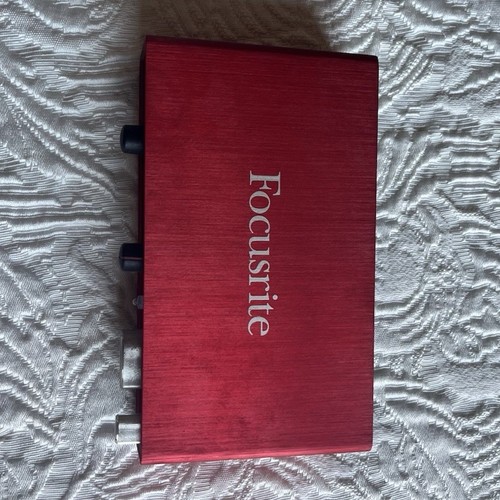 Focusrite scarlett 2i2 - focusrite,