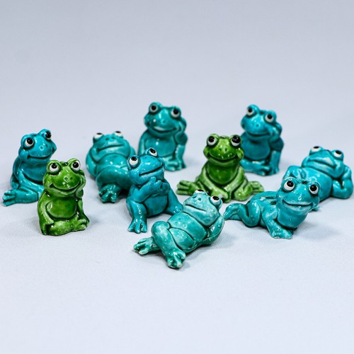 Kinder surprise happy frogs - kinder,