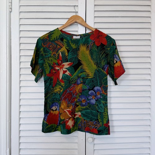 Vintage colorful parrot jungle - vintage,