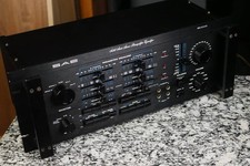 Preamplificatore stereo SAE 2100 con equalizzatore parametrico ottime condizi...