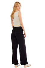 Moon River Women's Layered