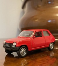 Modellino Renault 5 R5 Rosso