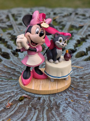 Disney store minnie - disney,