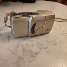 READ Nikon Lite Touch Zoom 120