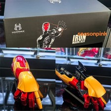 NUOVO Iron Man MK42 1/1 Guanto